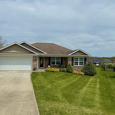 Professional-Lawn-Mowing-Service-in-Richmond-KY-Weekly-Mowing 2